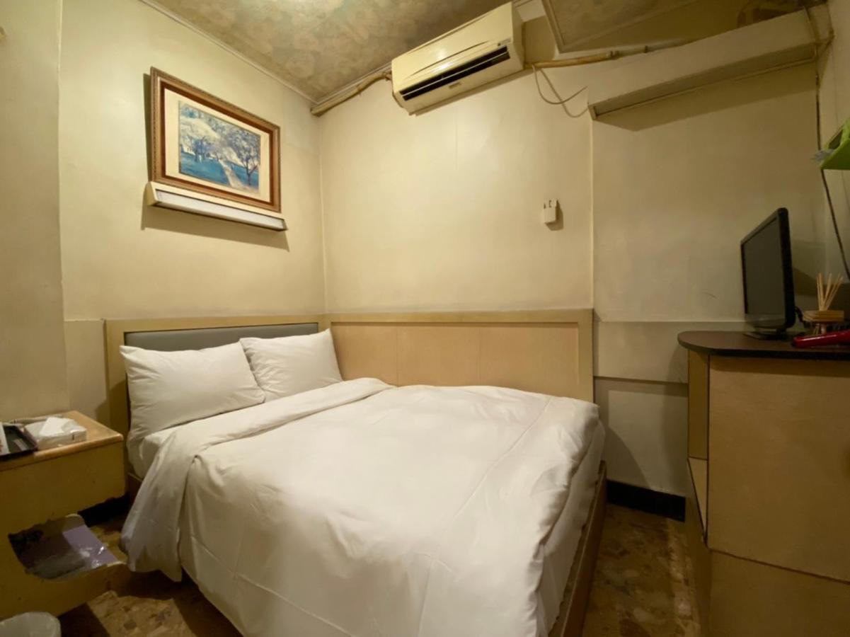 Huang Kai Hotel ไถจง ภายนอก รูปภาพ