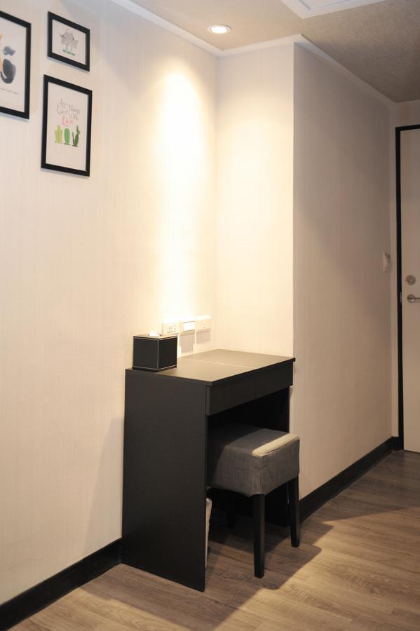 Huang Kai Hotel ไถจง ภายนอก รูปภาพ