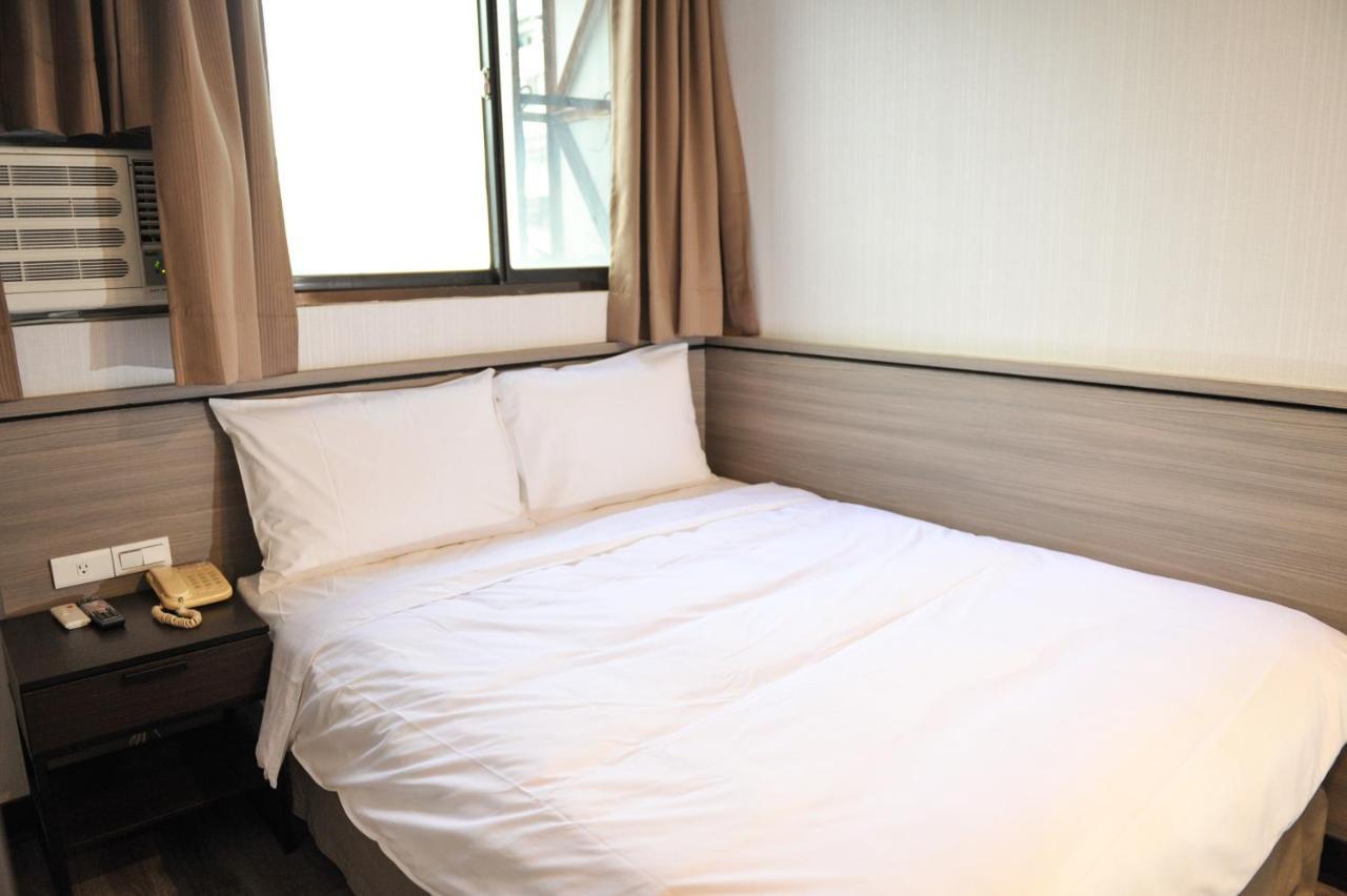 Huang Kai Hotel ไถจง ภายนอก รูปภาพ