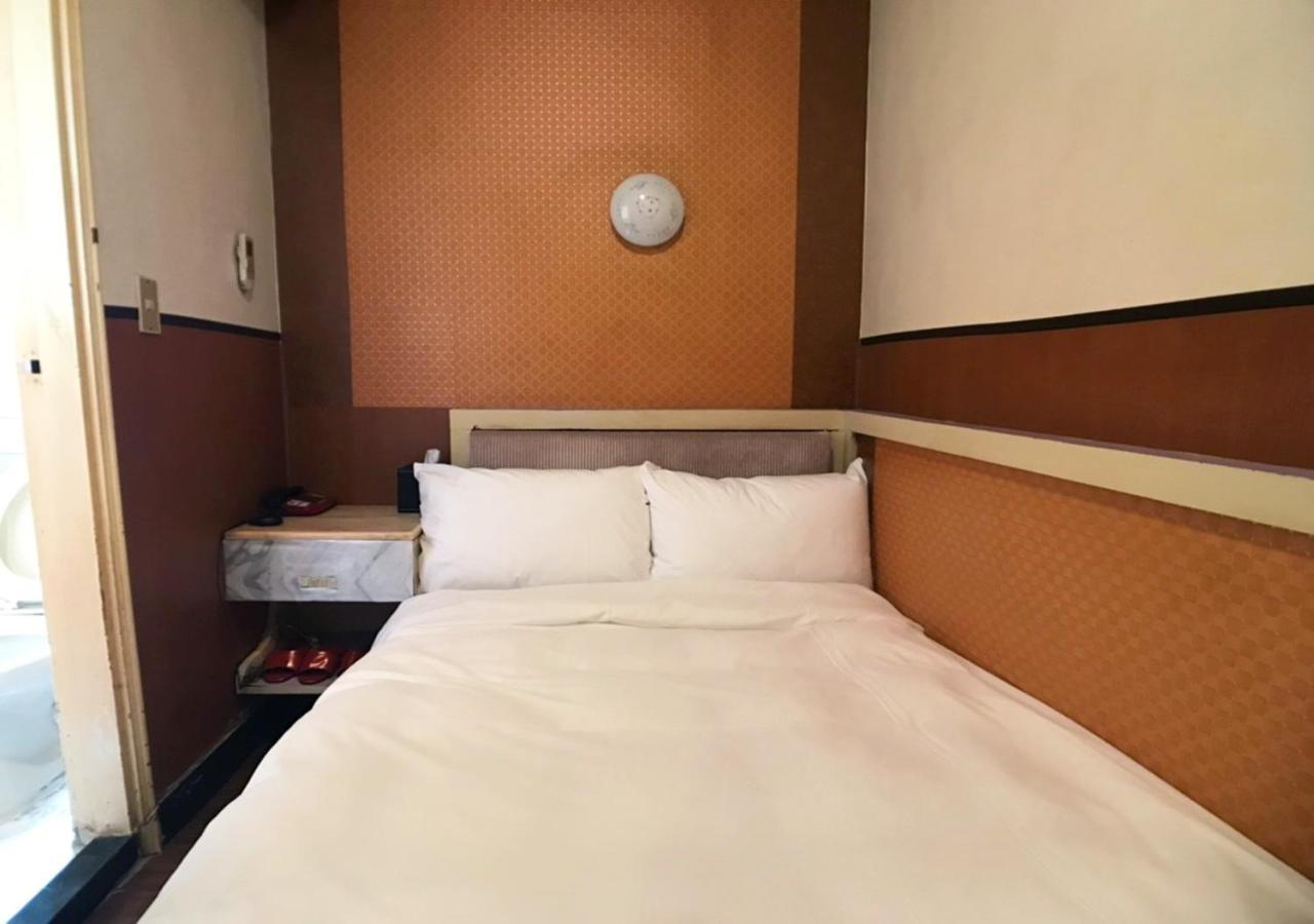 Huang Kai Hotel ไถจง ภายนอก รูปภาพ